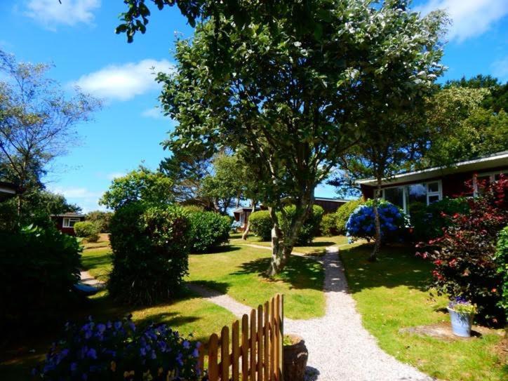 Porthtowan Mount Hawke Holiday Bungalows מראה חיצוני תמונה